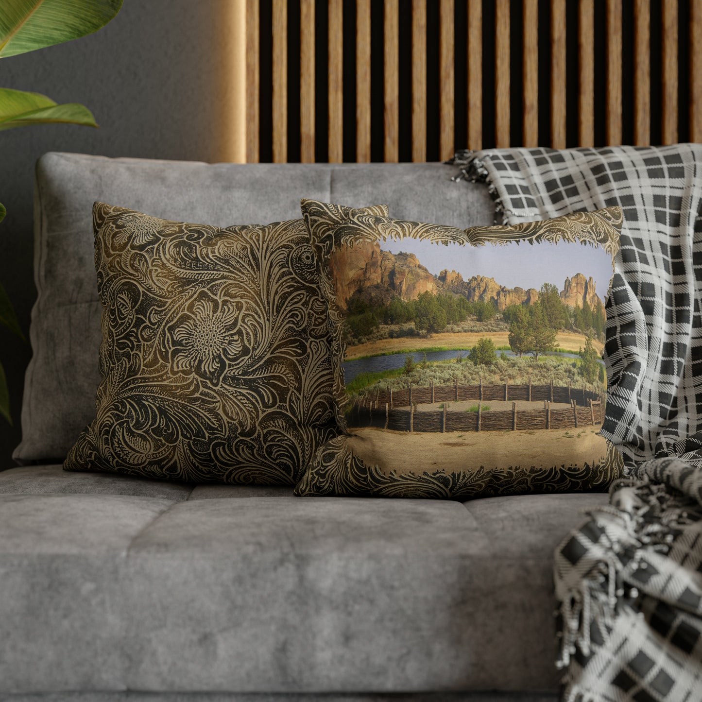 Scenic Round Pen Spun Polyester Pillow Case