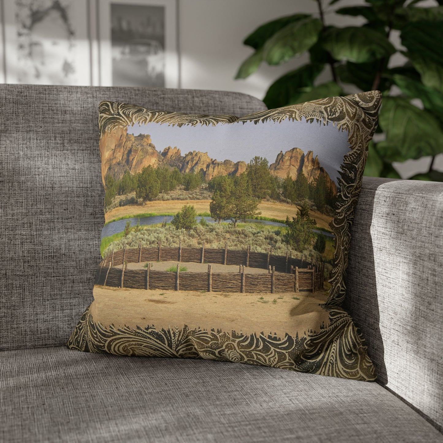 Scenic Round Pen Spun Polyester Pillow Case