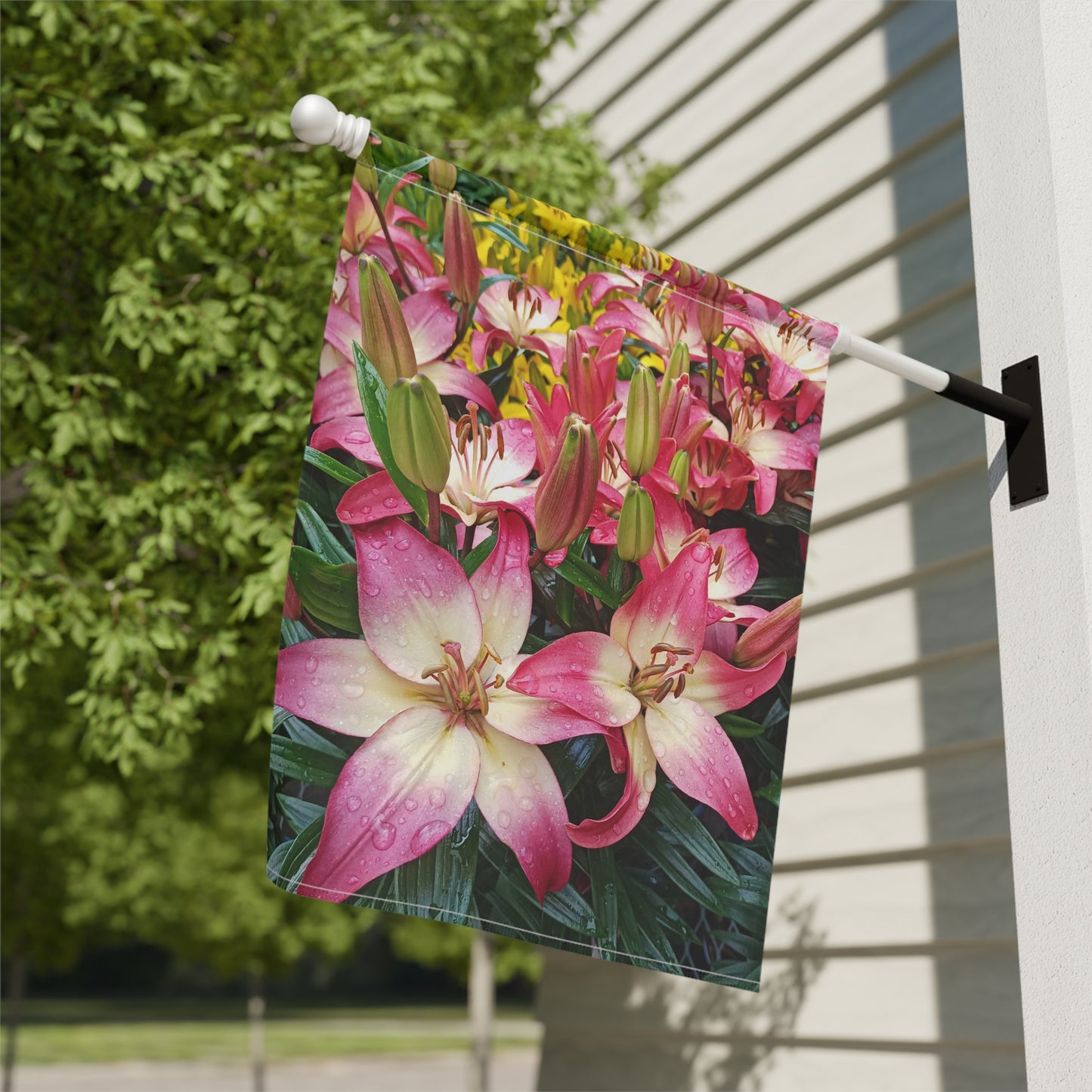 Lovely Lilies Garden & House Banner