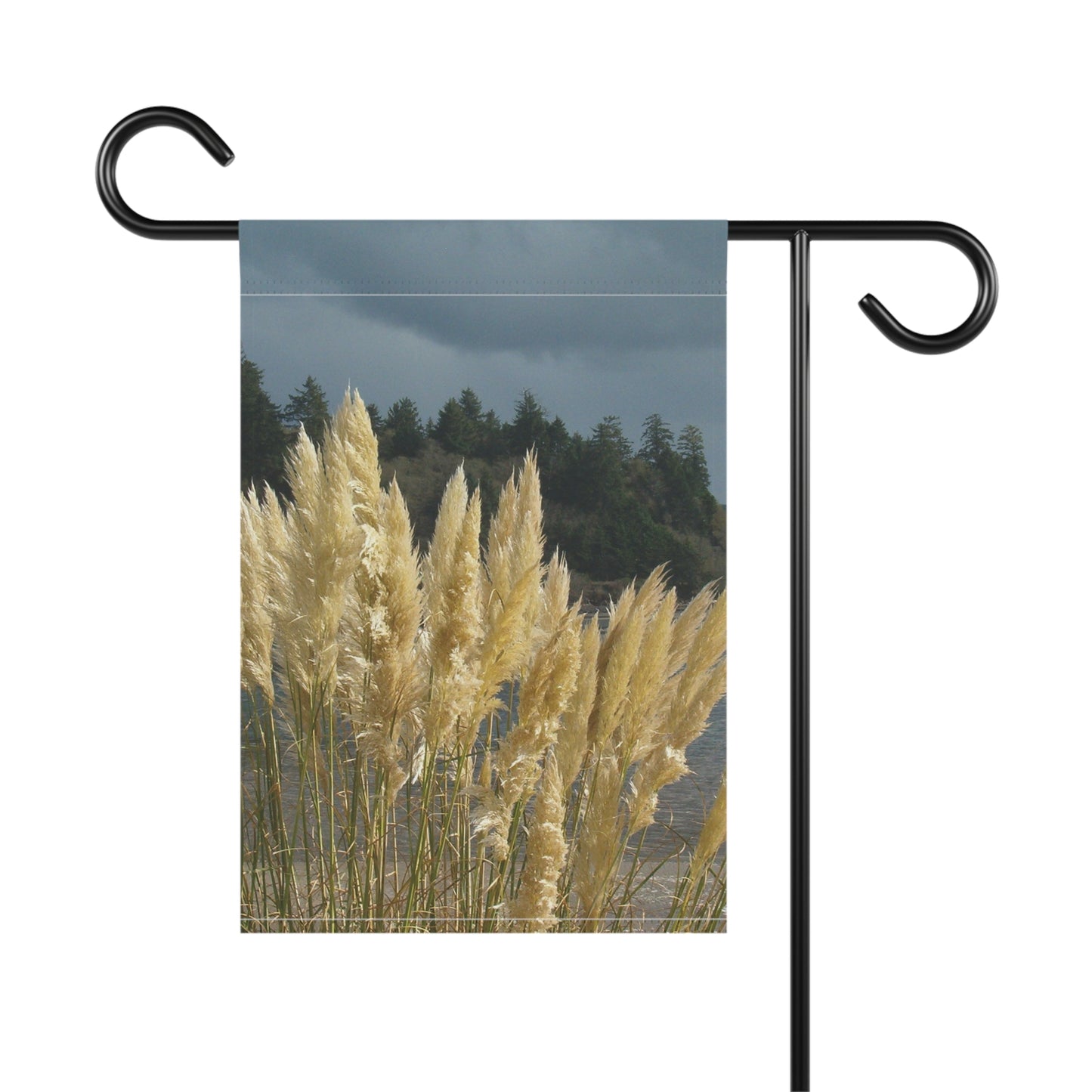 Golden Coastal Pampas Garden & House Banner