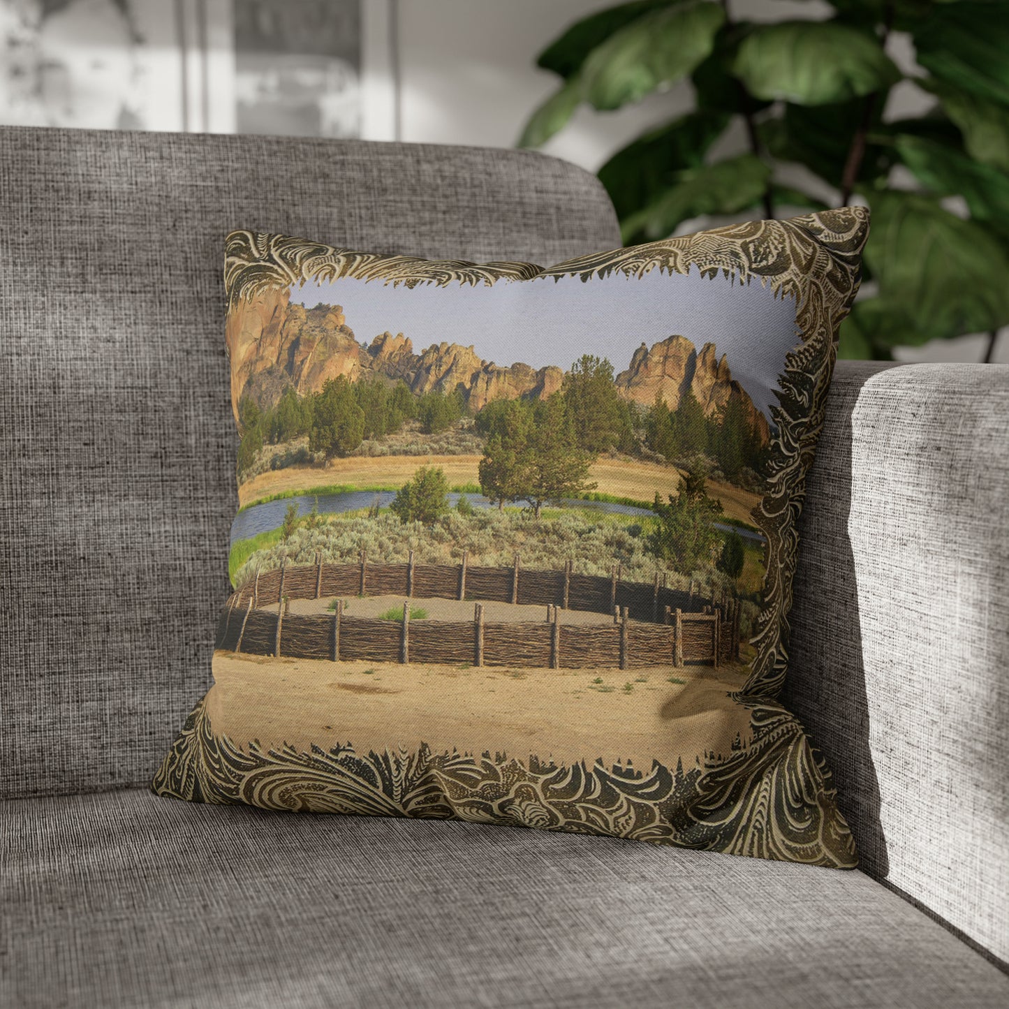 Scenic Round Pen Spun Polyester Pillow Case