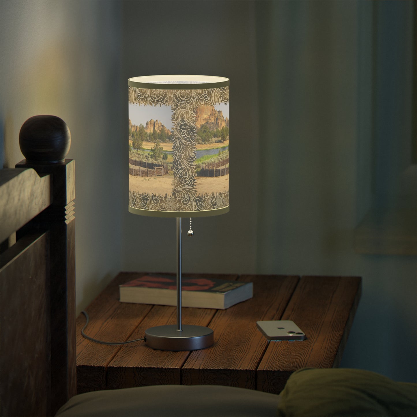 Scenic Round Pen Lamp on a Stand