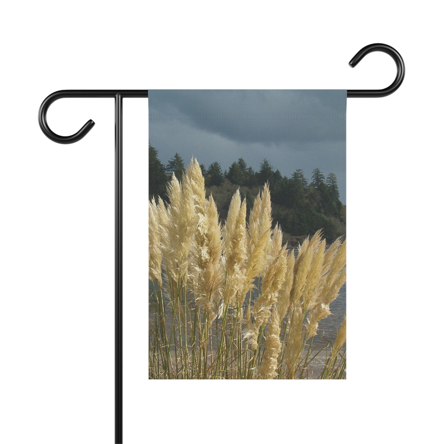 Golden Coastal Pampas Garden & House Banner