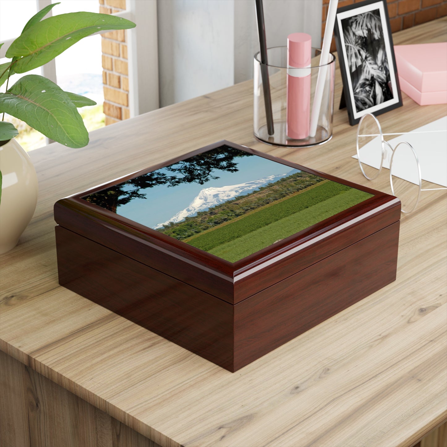 Juniper Framed Mountain Jewelry Box ~ 7.24"