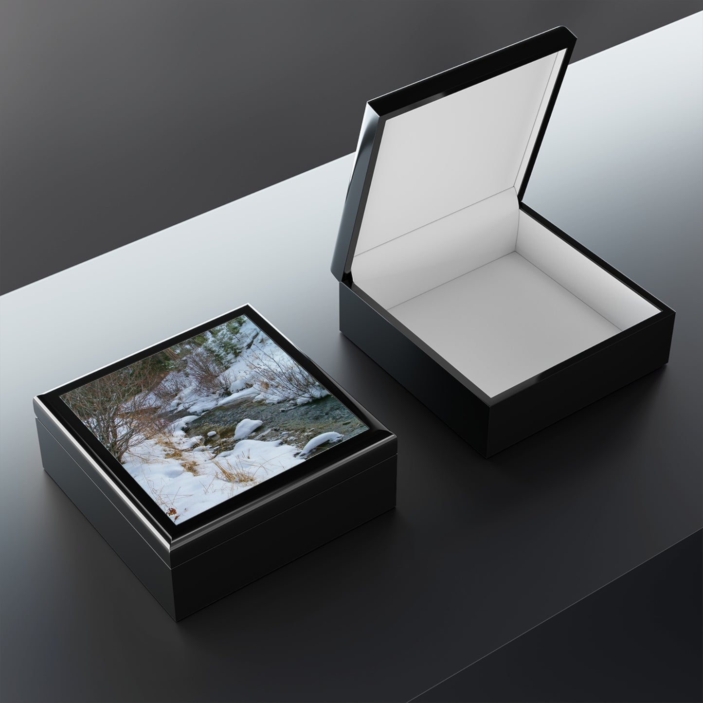 Snowy Creek Jewelry Box ~ 7.24"