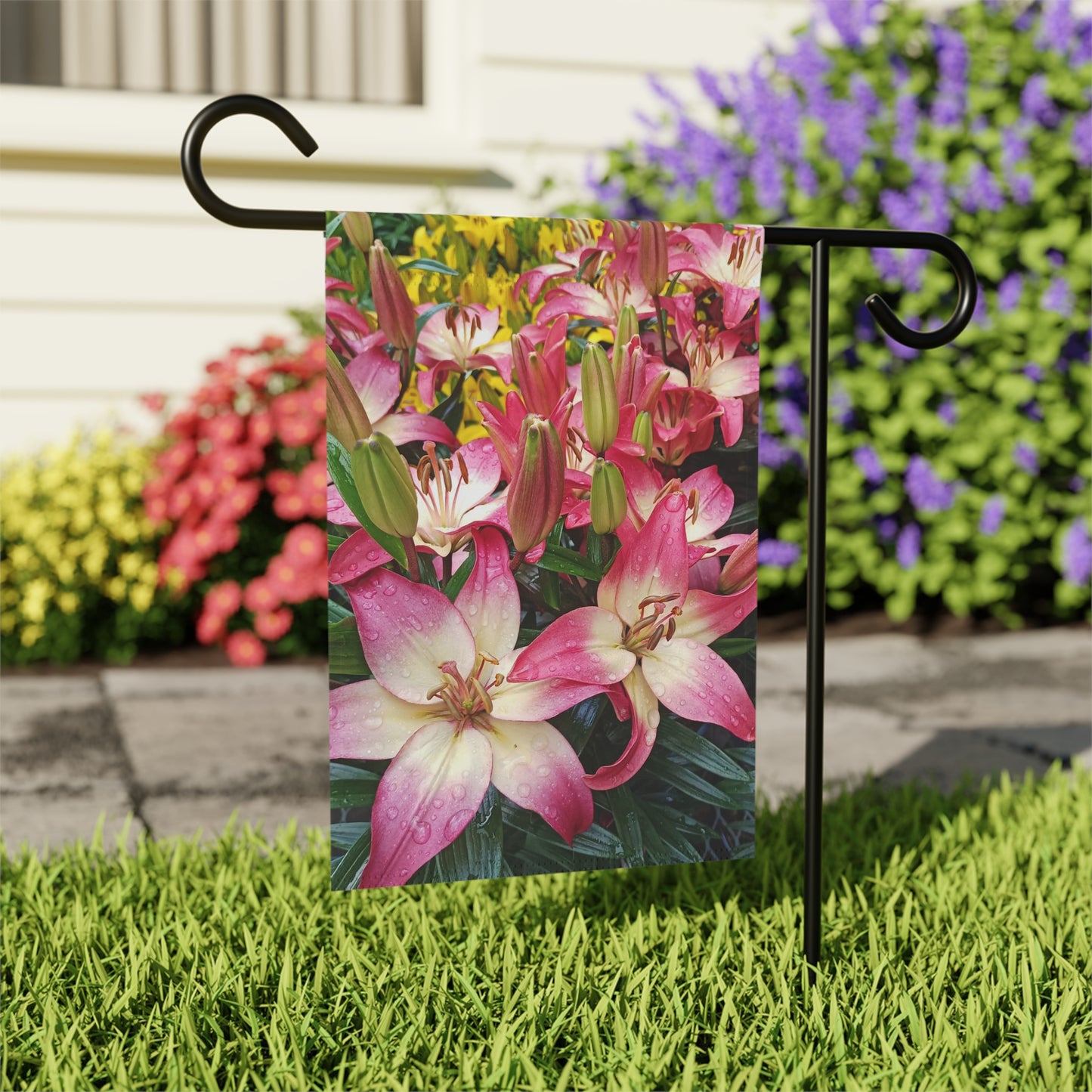 Lovely Lilies Garden & House Banner