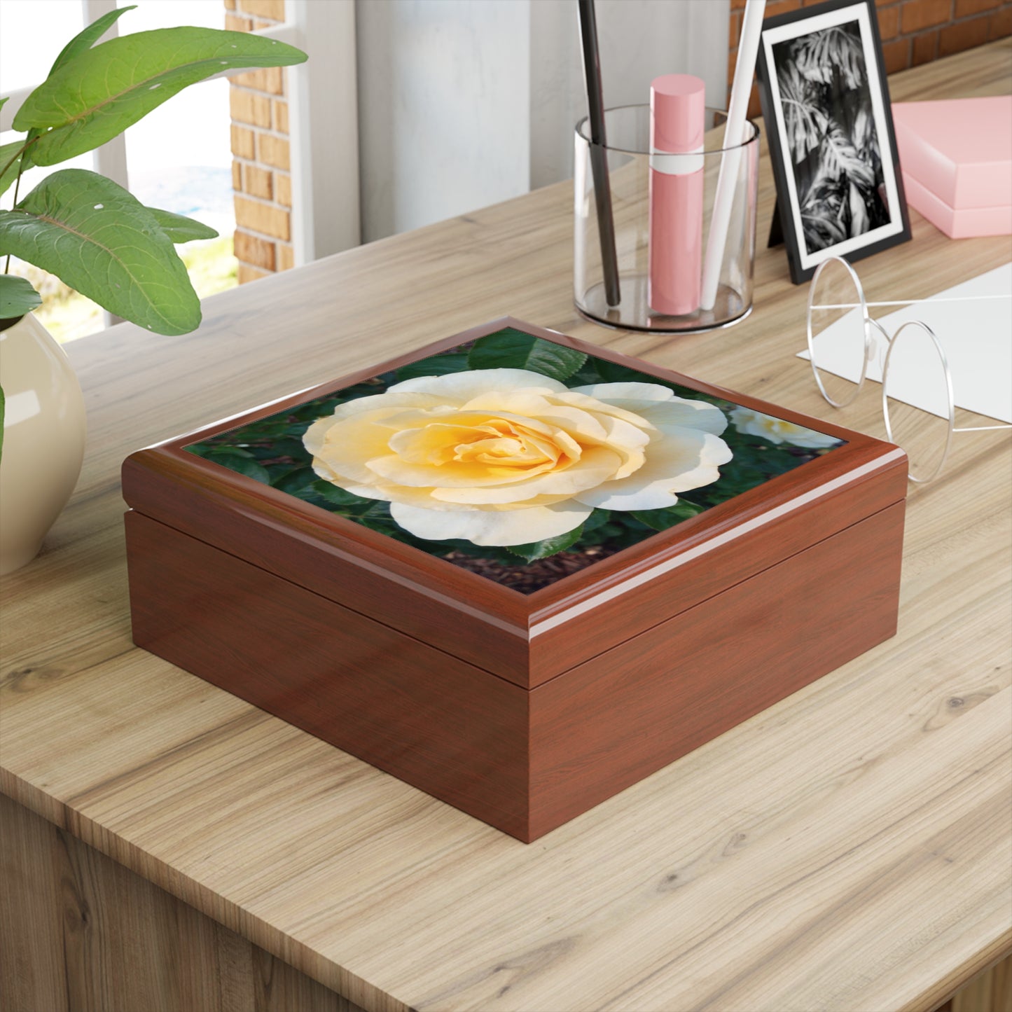 Cream Rose Jewelry Box ~ 7.24"