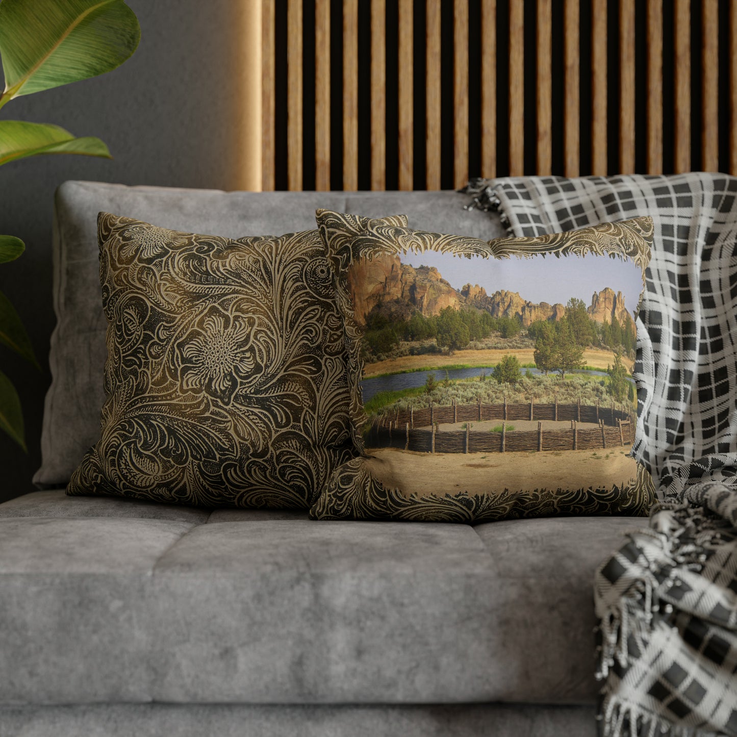 Scenic Round Pen Spun Polyester Pillow Case